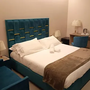  Bed and breakfast Suites&rooms Piazza Dei Martiri