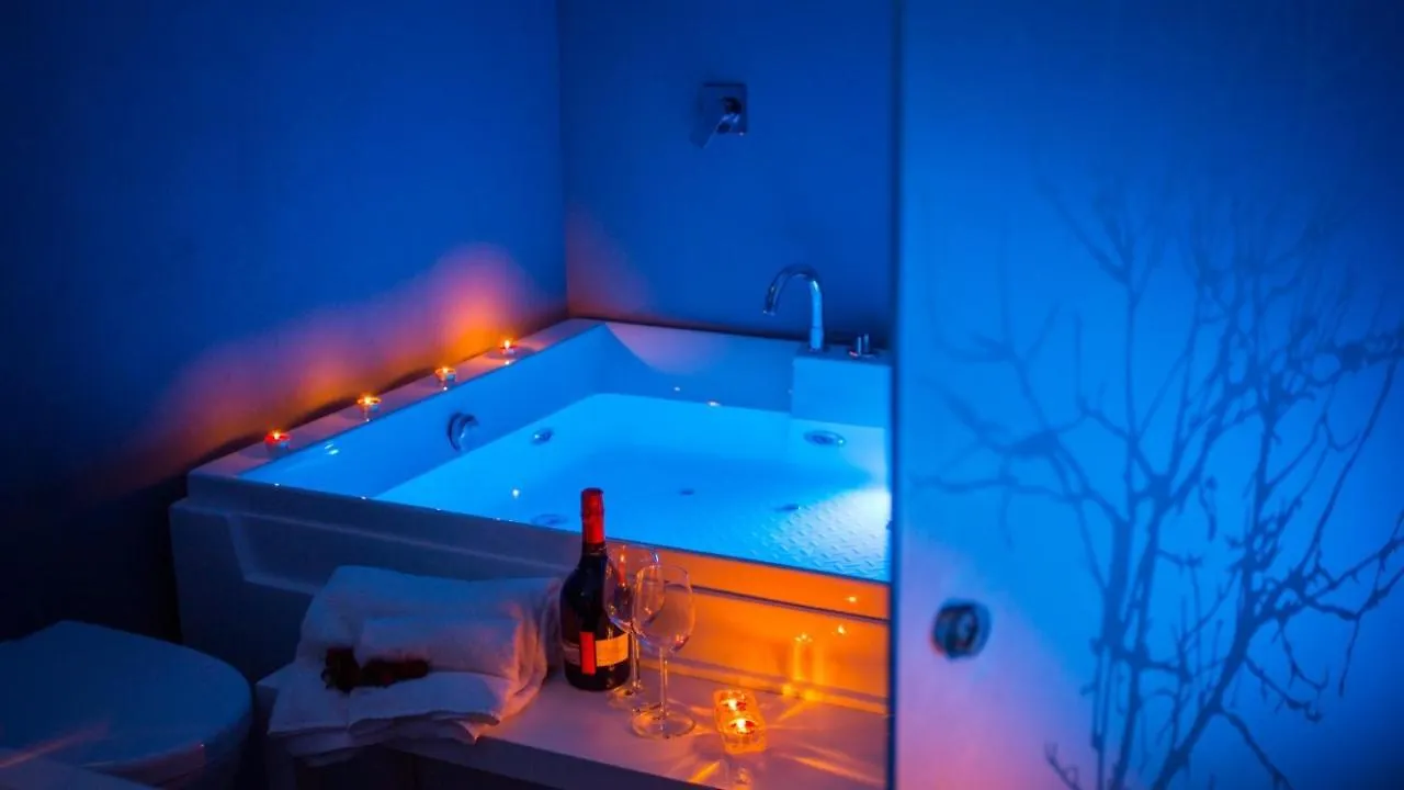 Etnea 208 Luxury Jacuzzi Suite Catania
